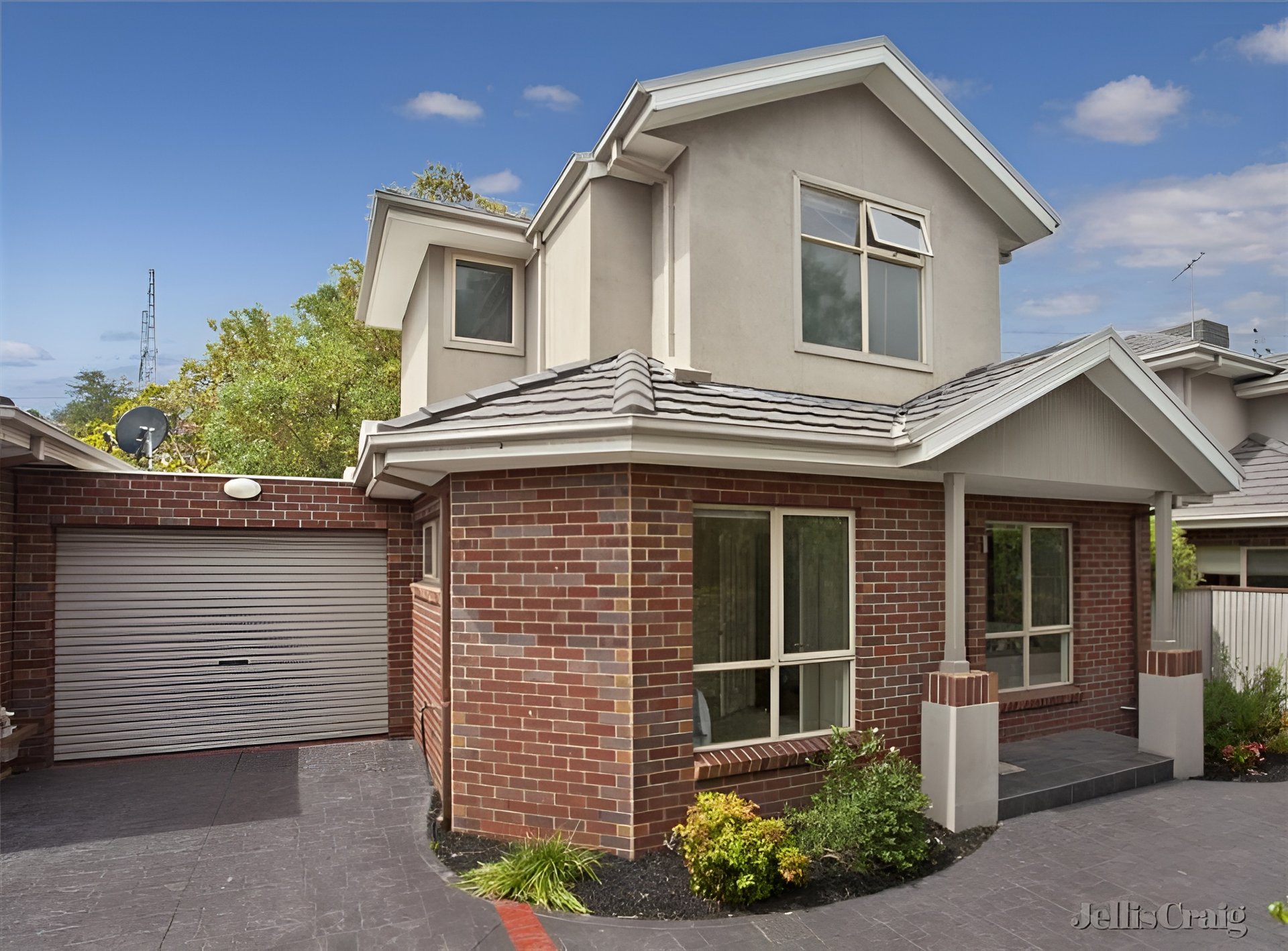 2/6 Bothwell Street, Pascoe Vale image 1