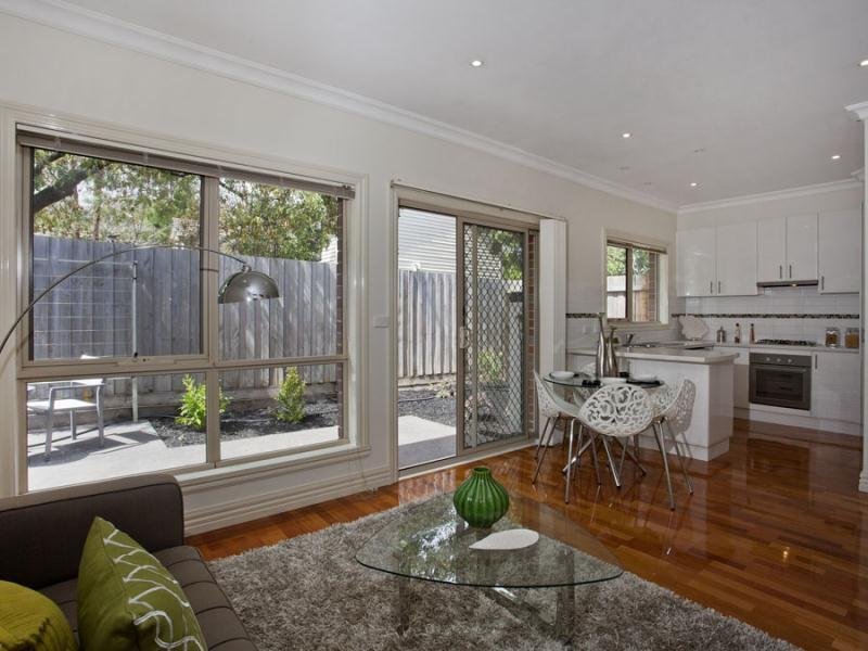 2/6 Bothwell Street, Pascoe Vale image 3