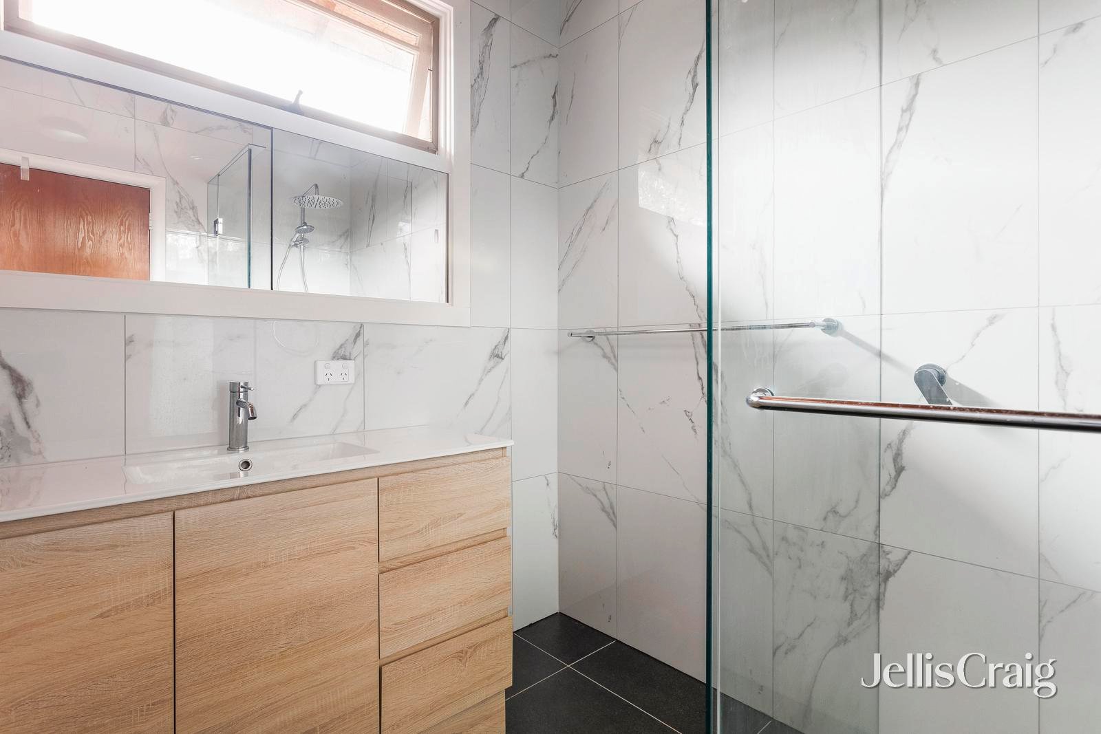 26 Bourneville Avenue, Brighton East image 6