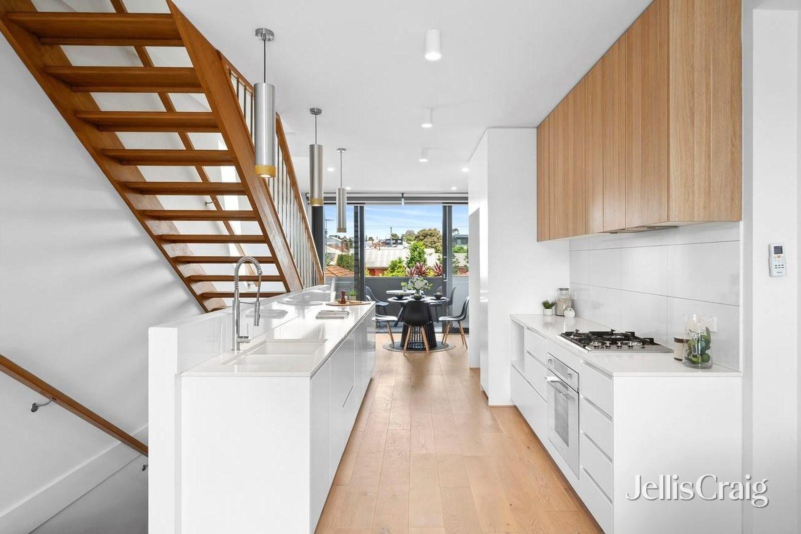 26 Bowlers Avenue, Geelong&nbsp;West image 4