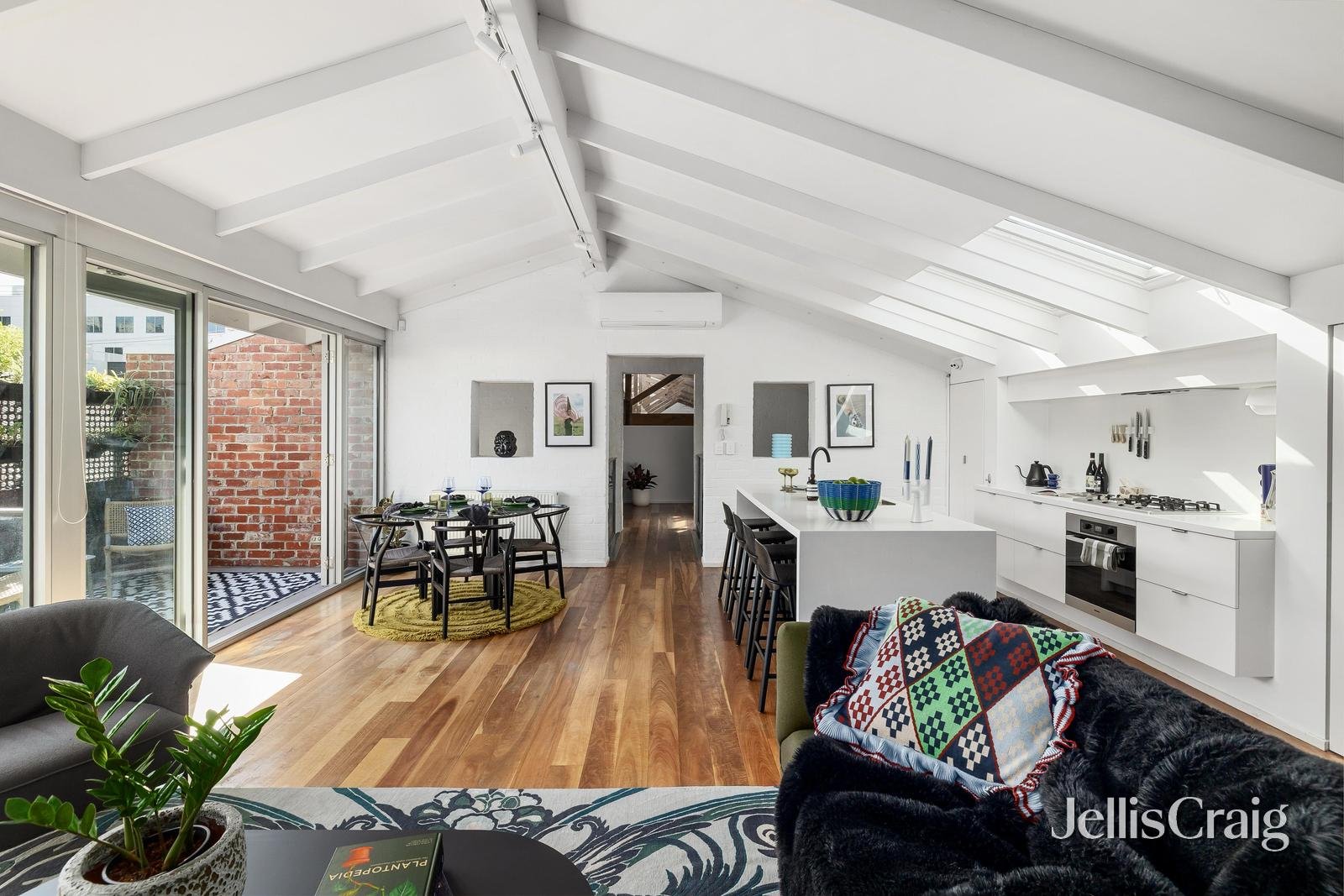 26 Bromham Place, Richmond image 4