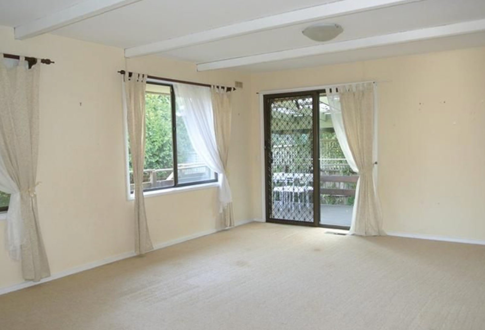 26 Buller Drive, Glen Waverley image 3