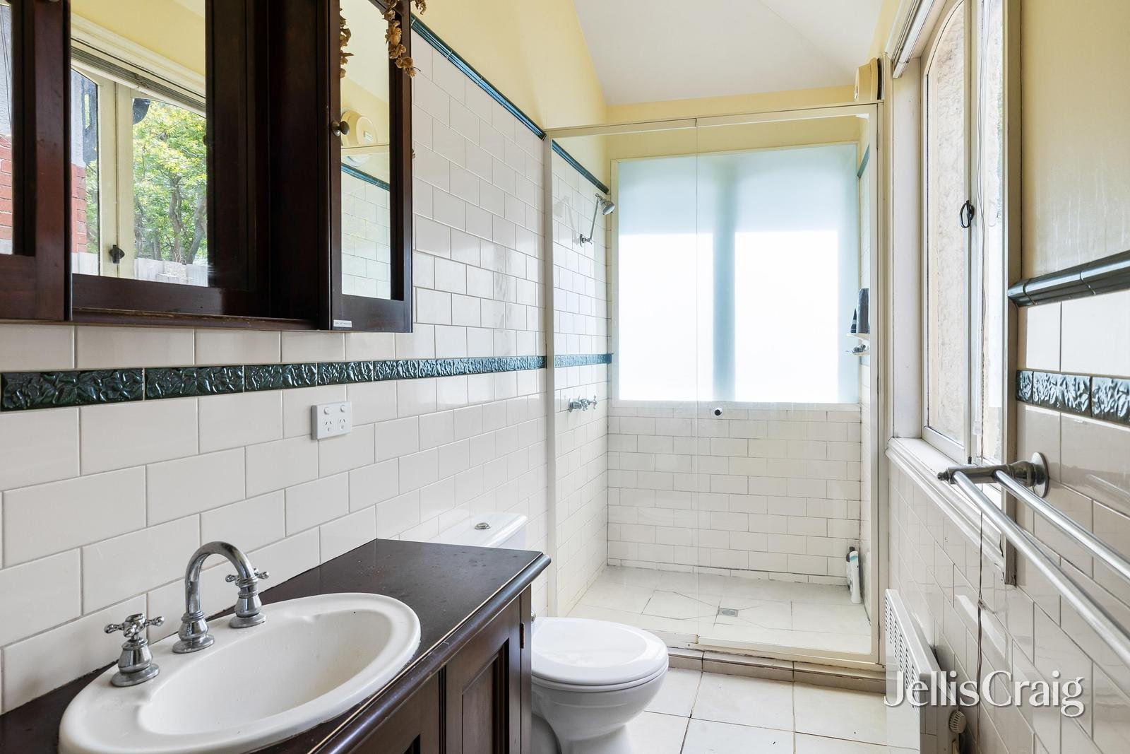 26 Byron Street, Kew image 7