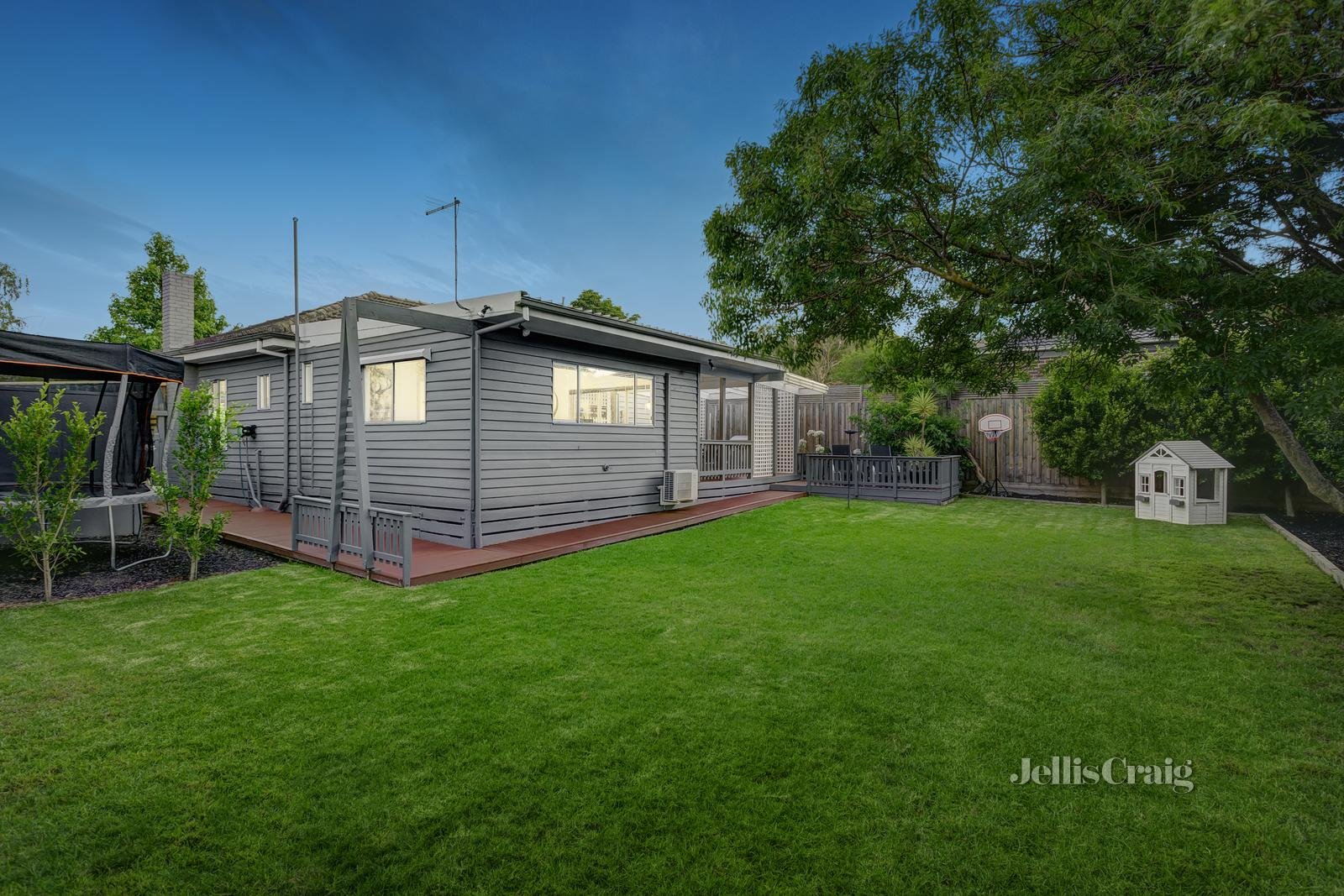 26 Christina Street, Burwood image 3