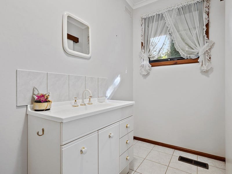 26 Clematis Road, Mount Evelyn image 8
