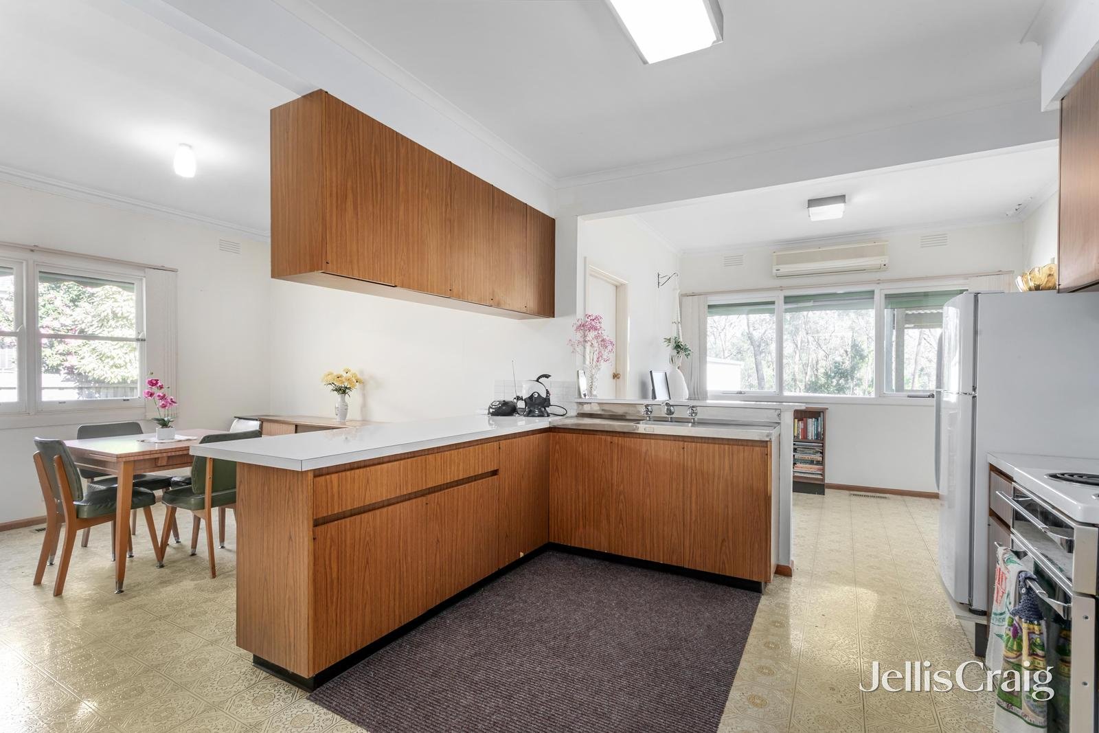 26 Clifton Street, Blackburn image 4