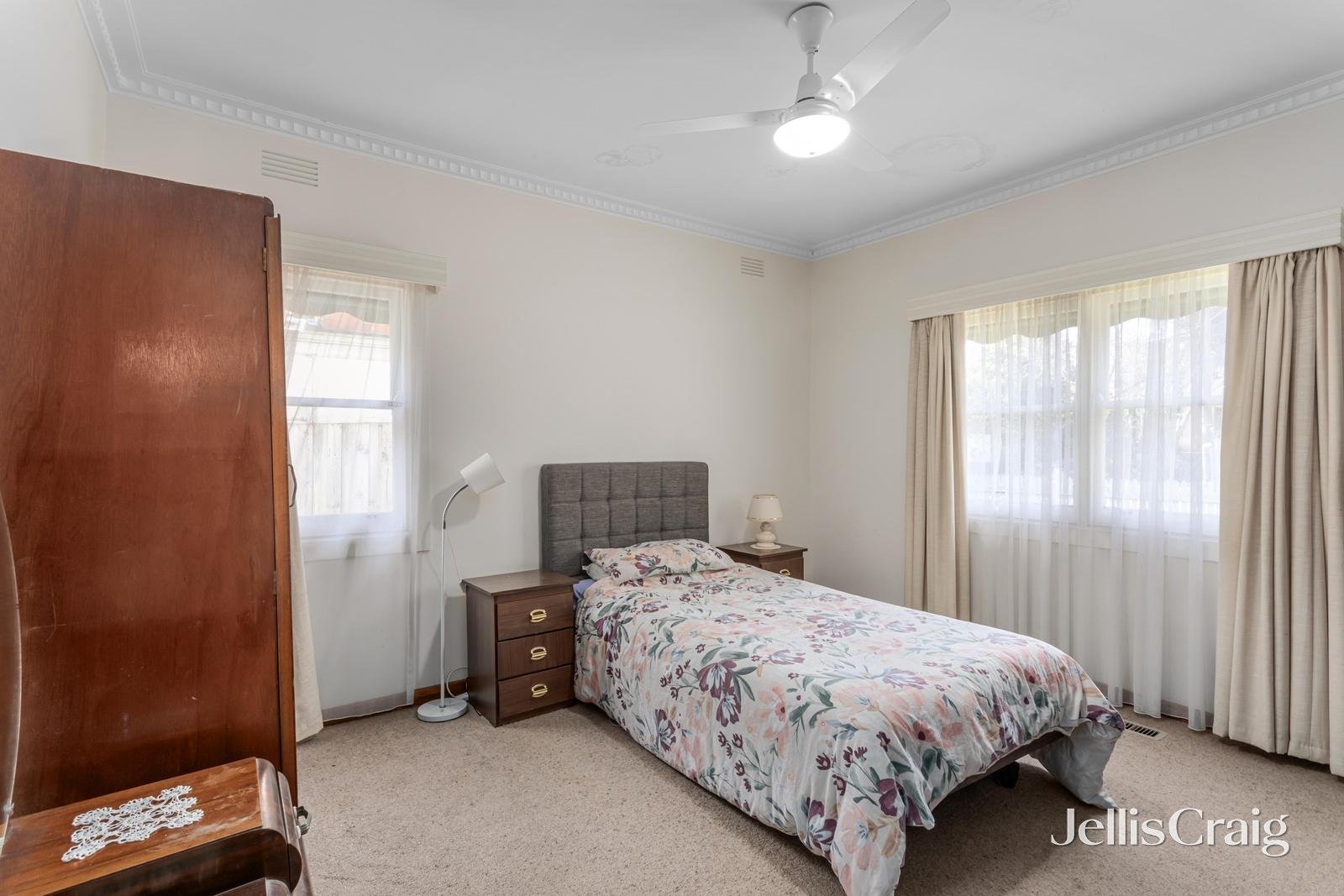 26 Clifton Street, Blackburn image 5
