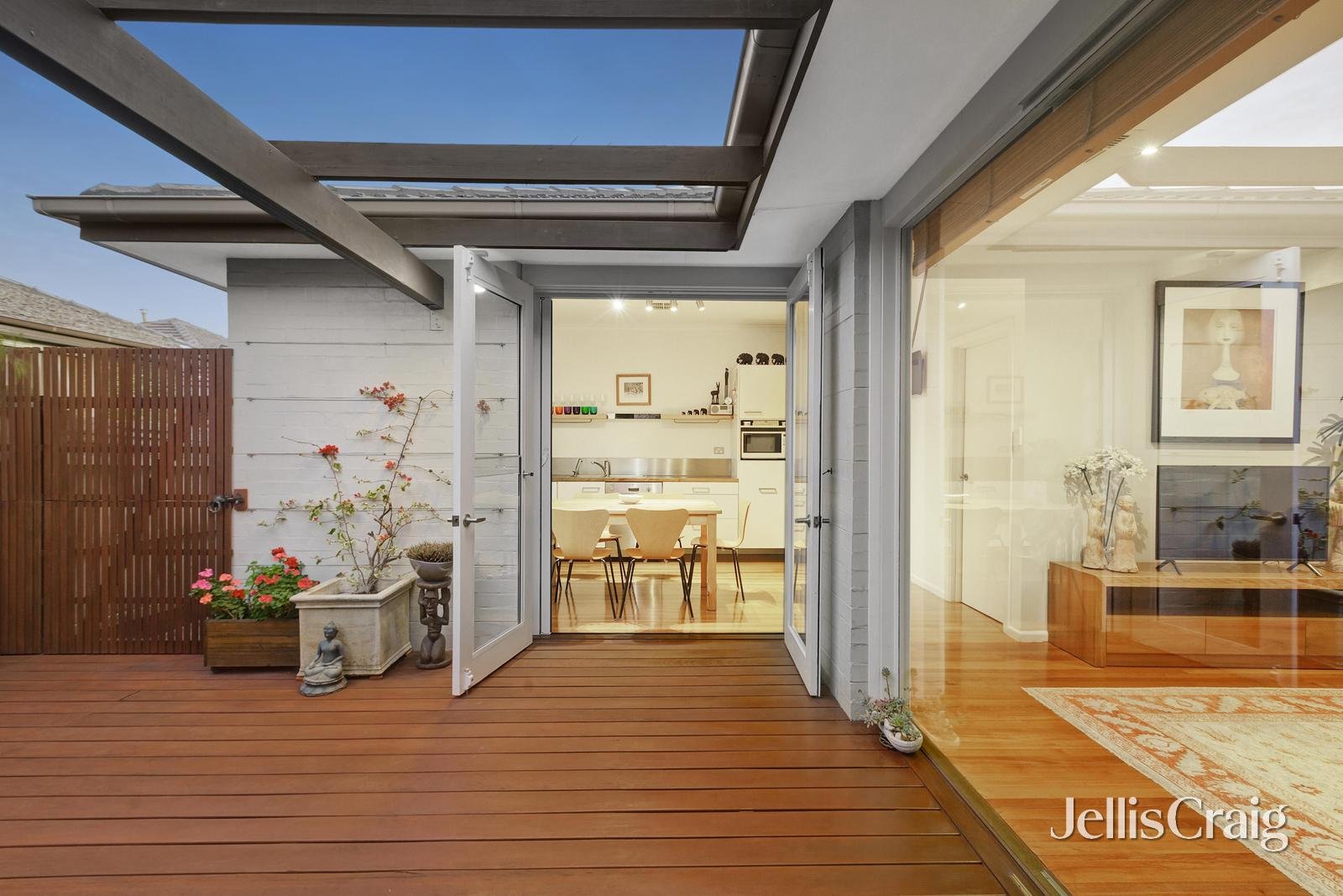 2/6 Clive Street, Brighton East image 10