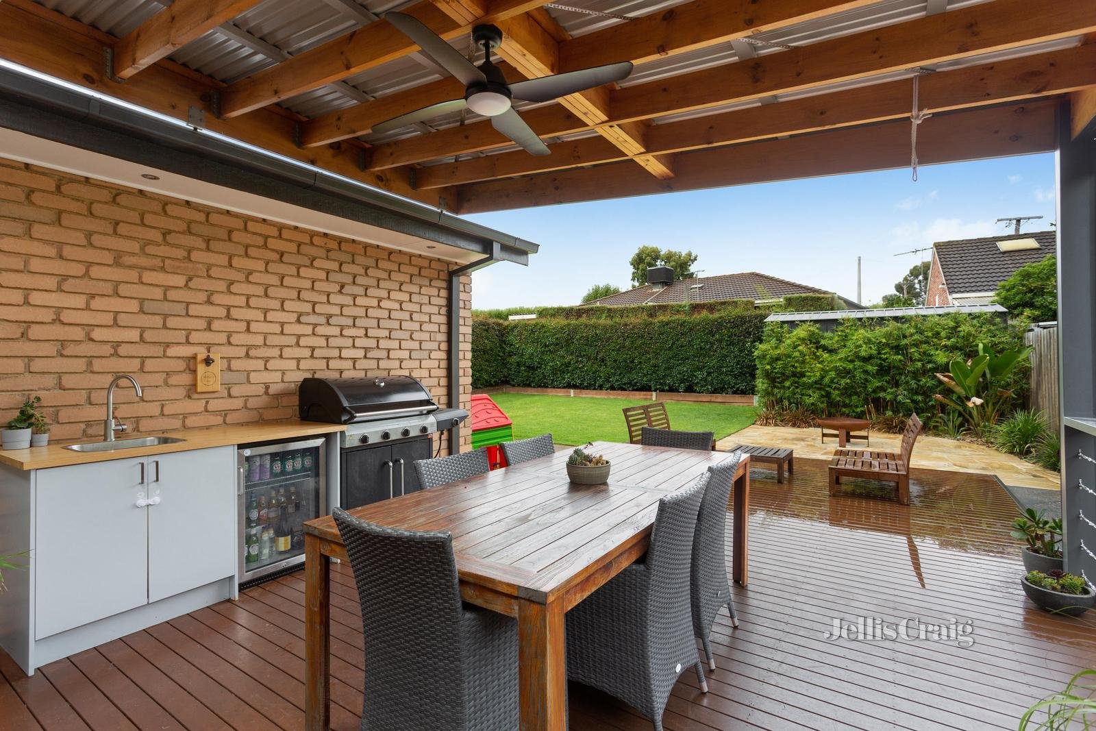 26 Collendina Crescent, Greensborough image 10