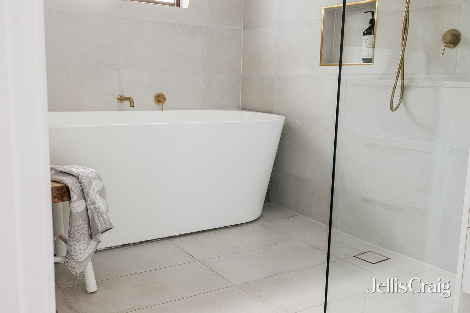 2/6 Collingwood Street, Rye image 14