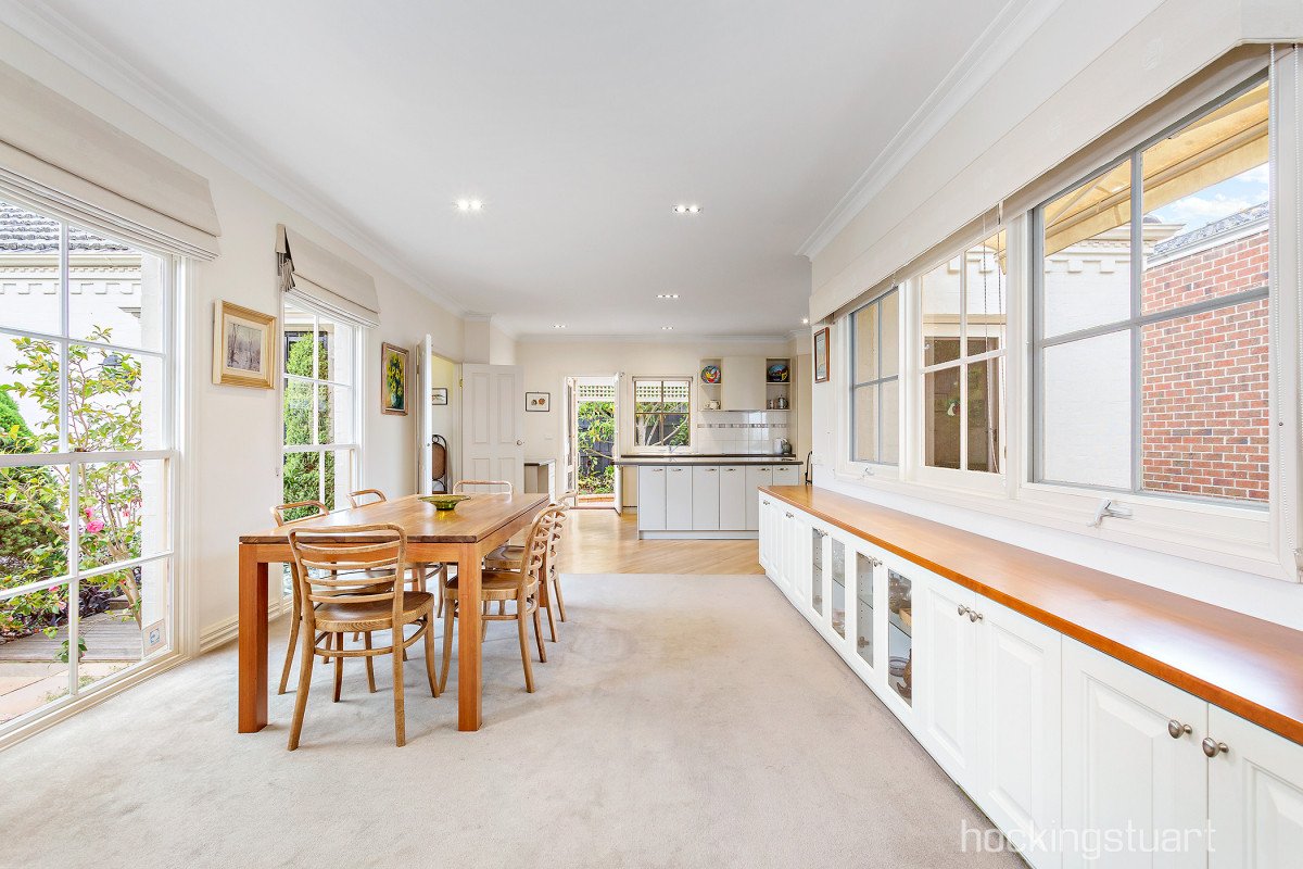 2/6 Corhampton Road, Balwyn North image 4