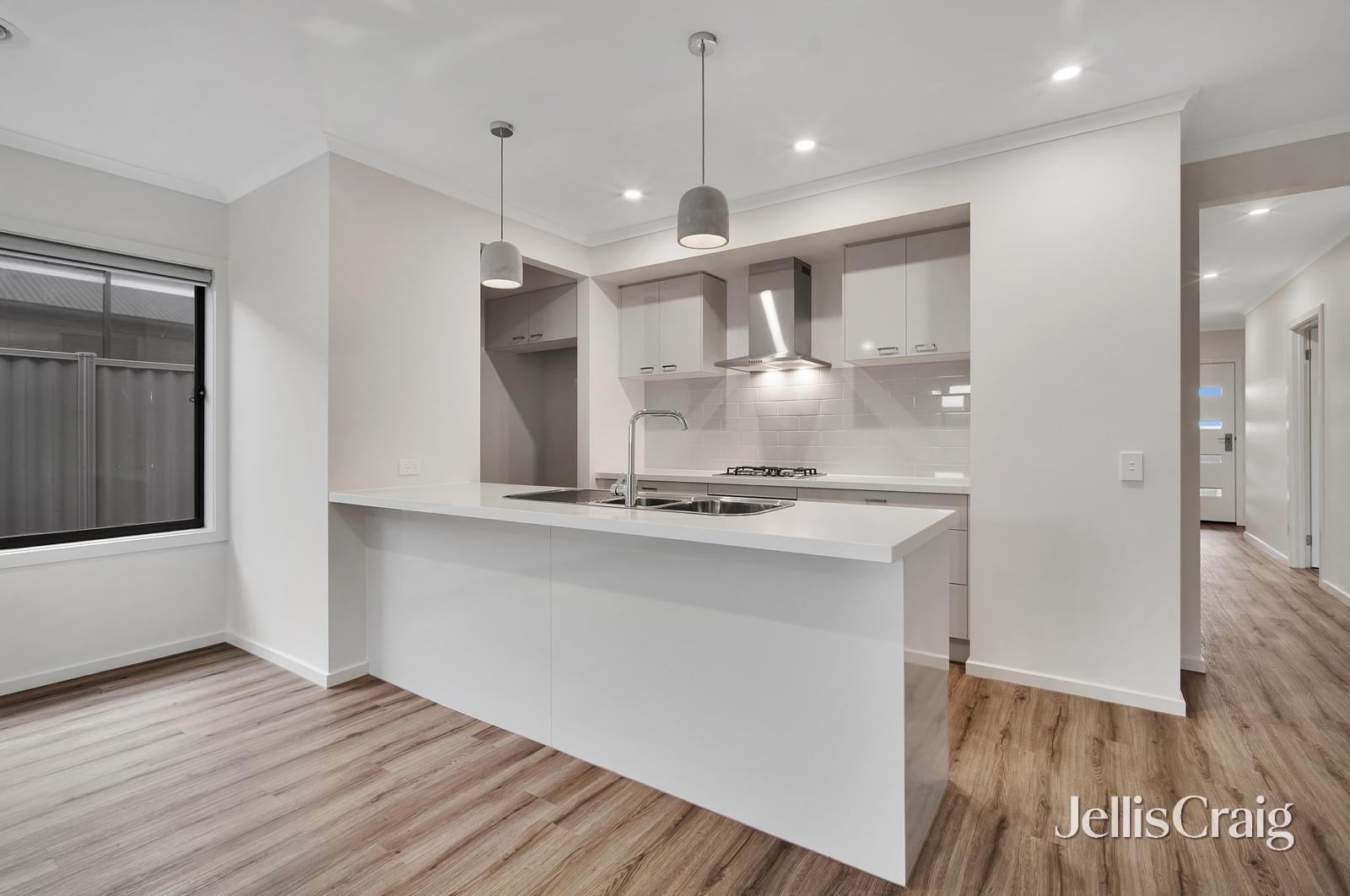 26 Cormorant Grange, Winter&nbsp;Valley image 2
