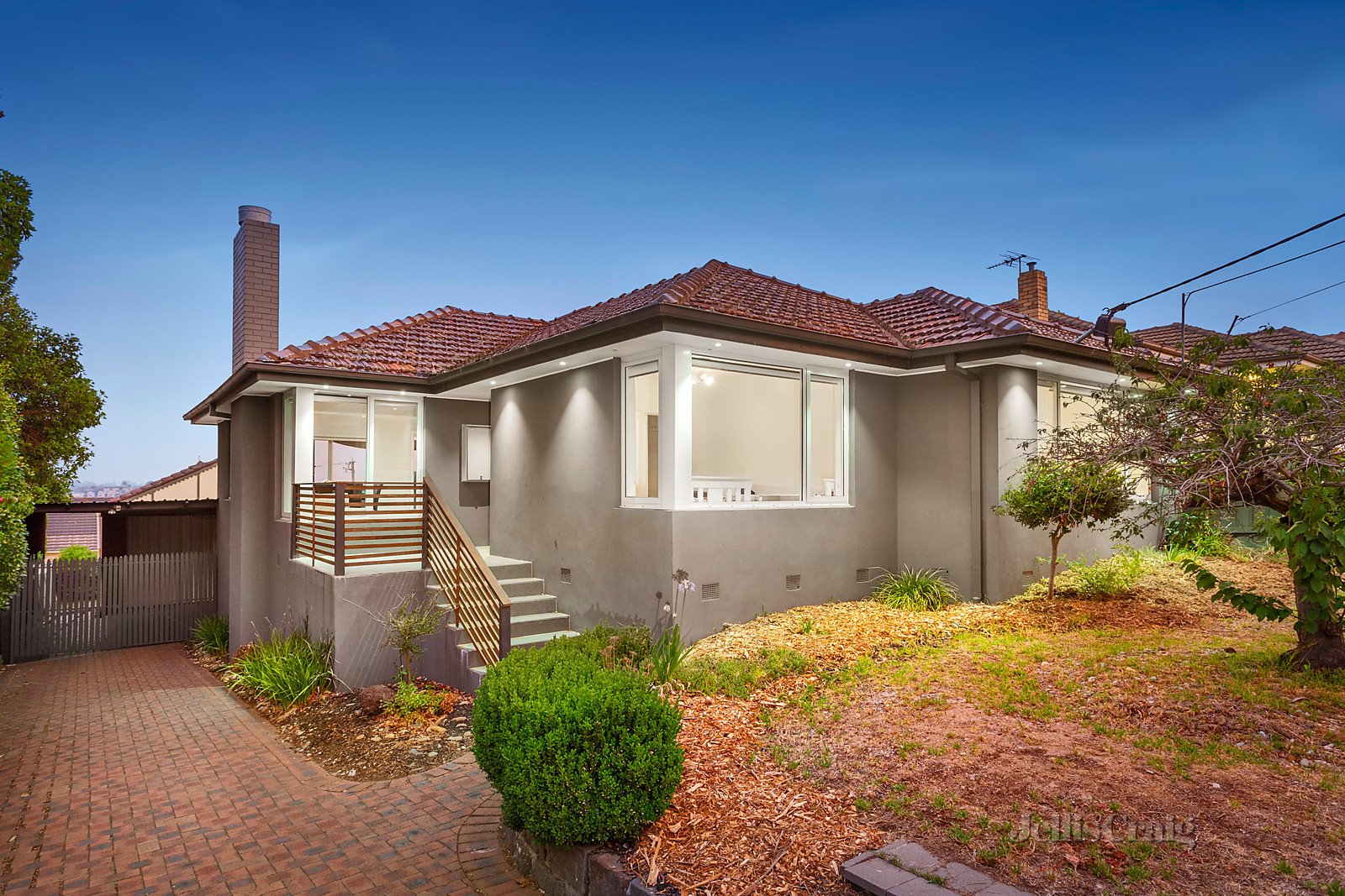 26 Dagonet Street, Strathmore
- Print Image 1