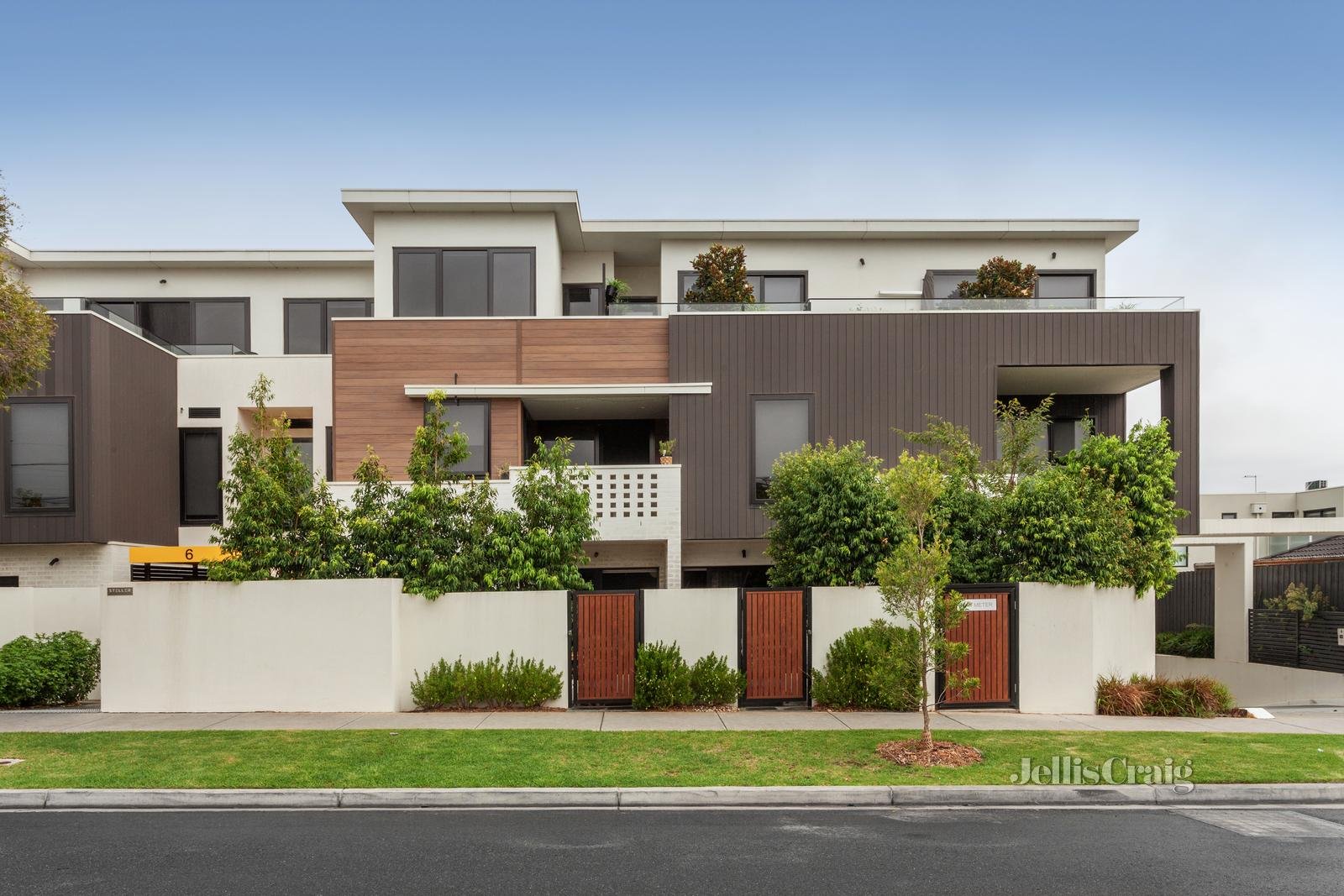 2/6 Dart Street, Highett image 11