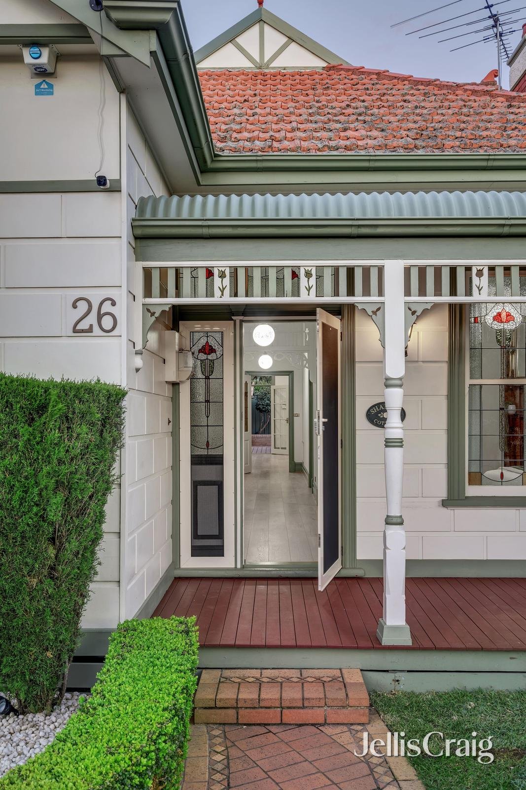 26 Denman Street, Brunswick image 2