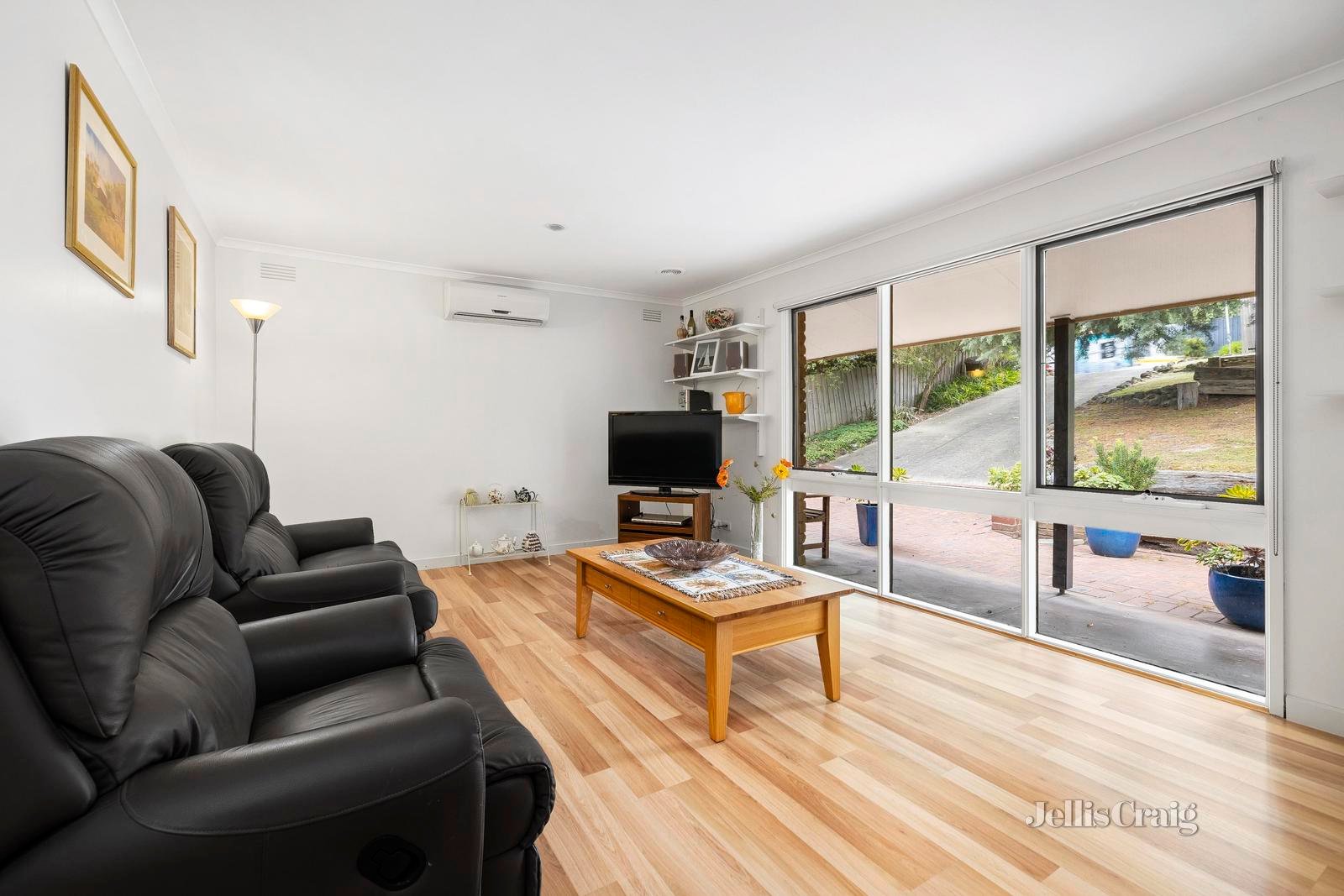 26 Dorset Road, Mount Martha image 2