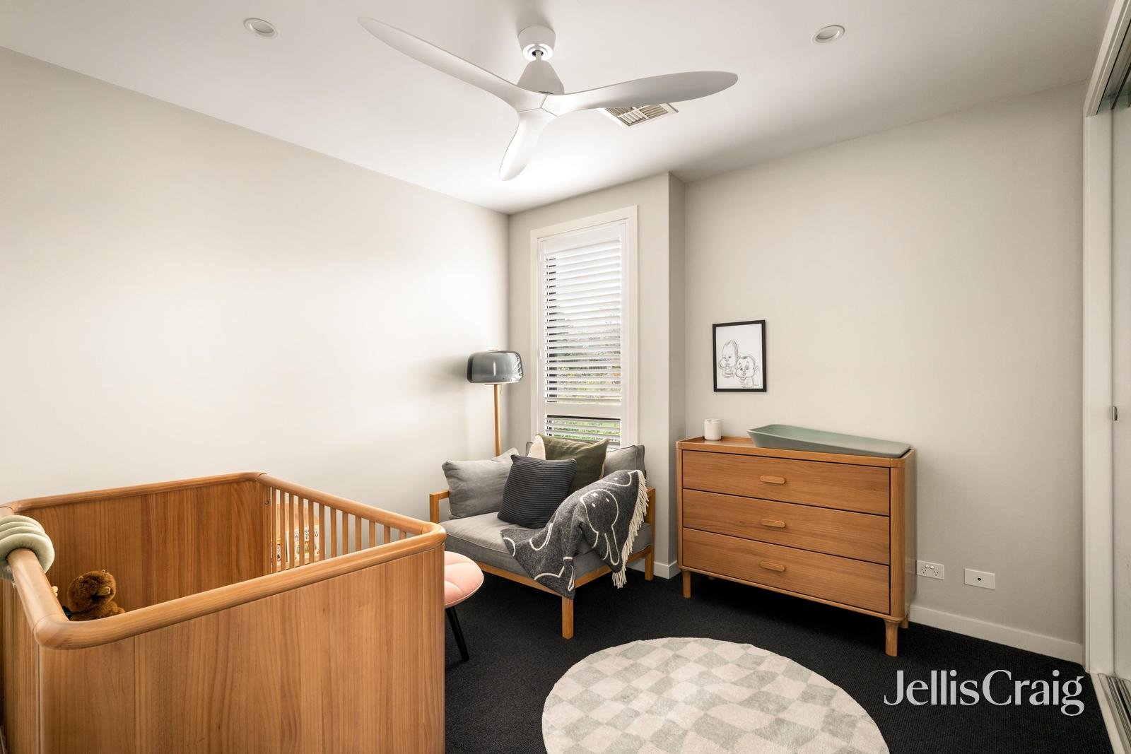 26 Ellsworth Crescent, Camberwell image 10