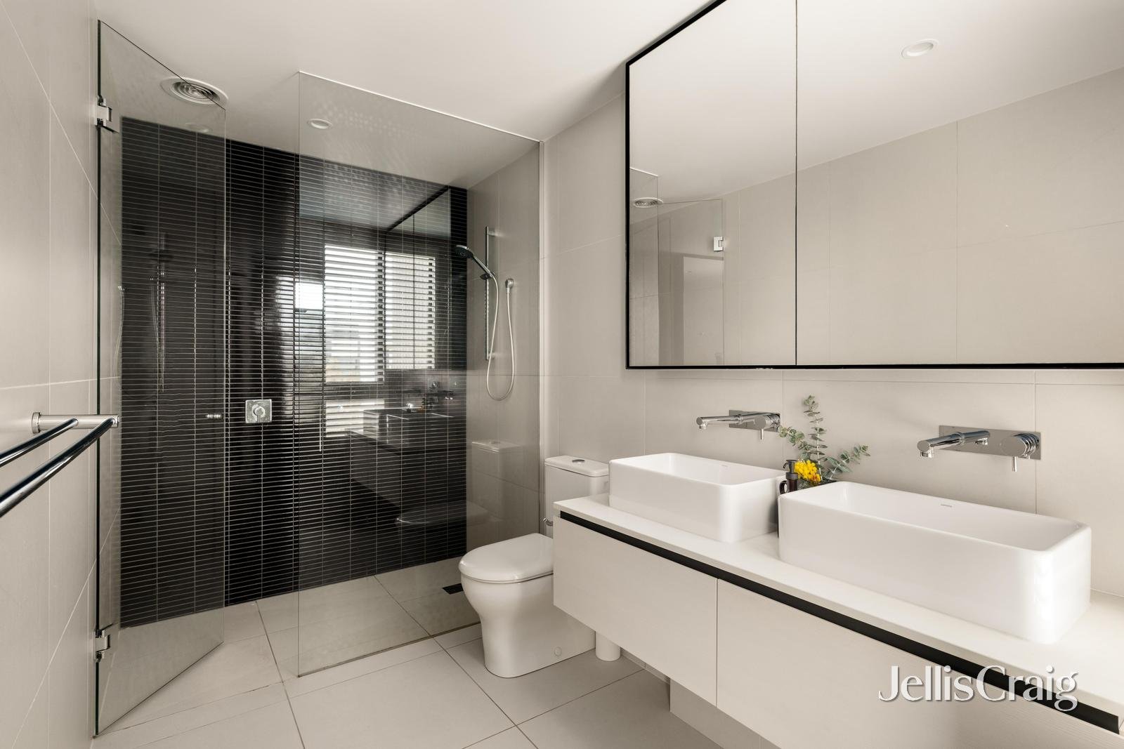 26 Ellsworth Crescent, Camberwell image 12