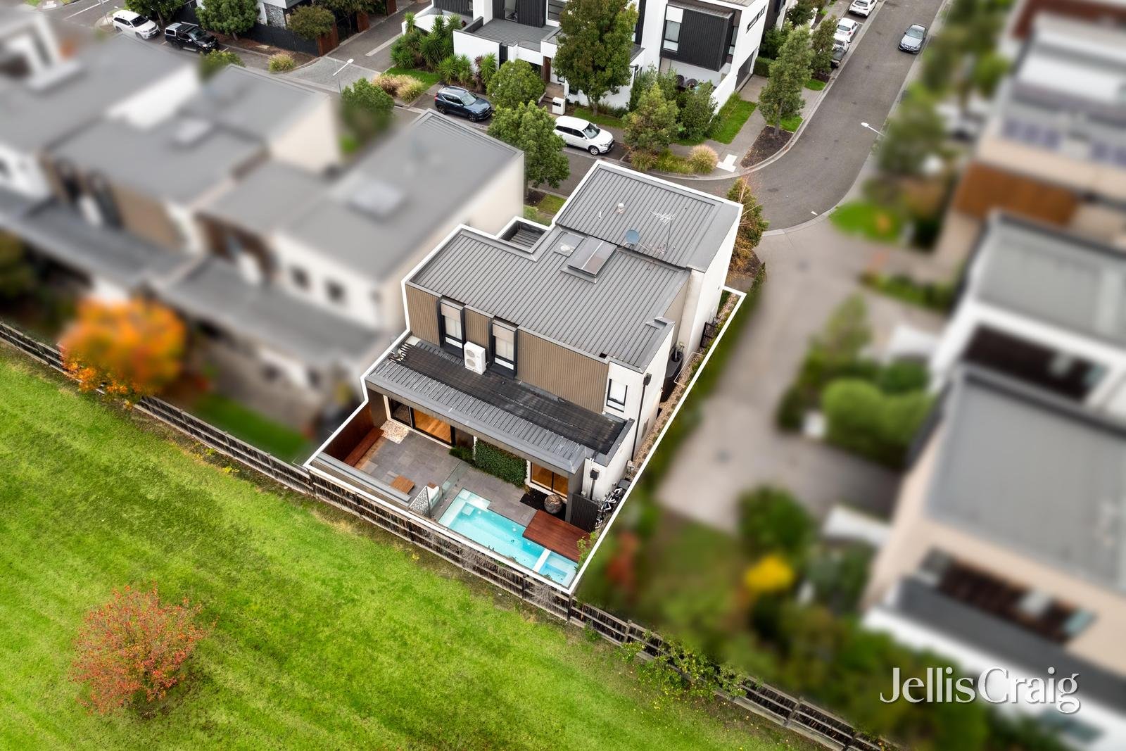 26 Ellsworth Crescent, Camberwell image 14
