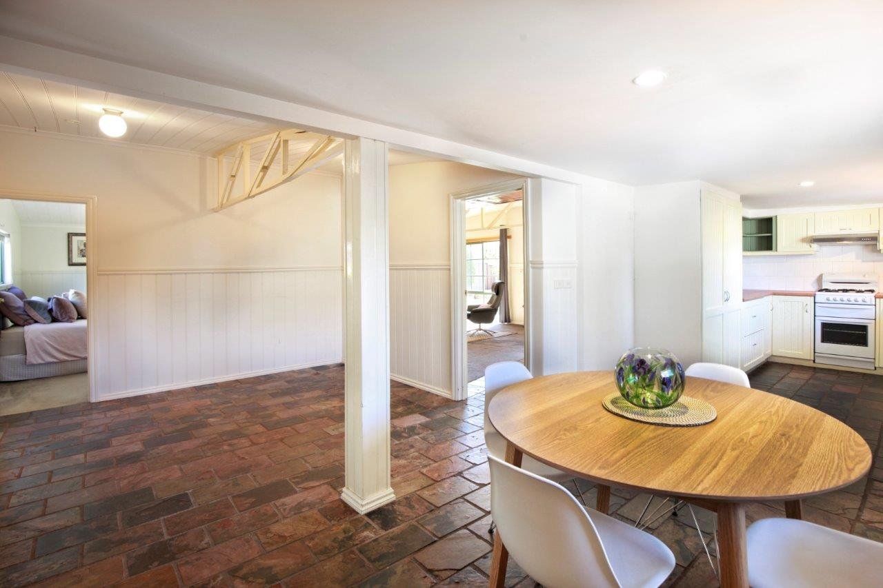 Property Gallery Thumbnail 3