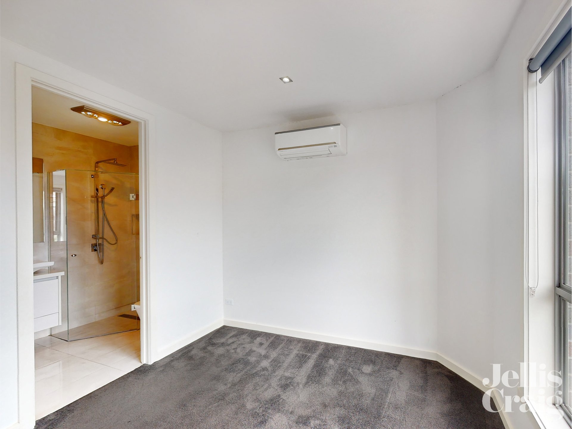 2/6 Fenacre Street, Strathmore image 7