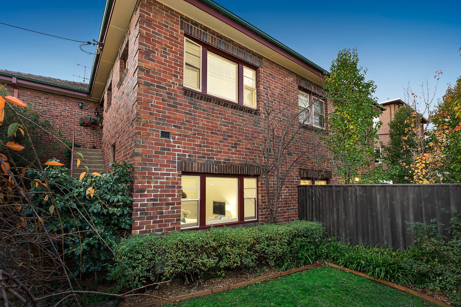 2/6 Finchley Court, Hawthorn image 7