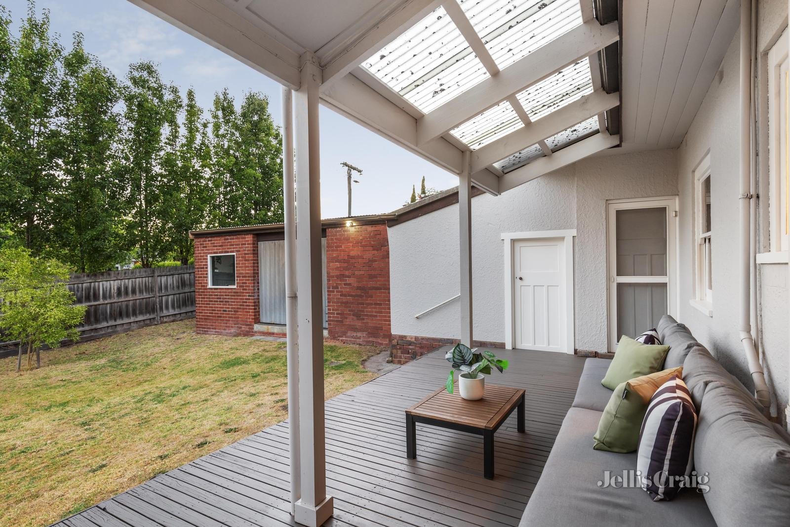 26 Finsbury Way, Camberwell image 13