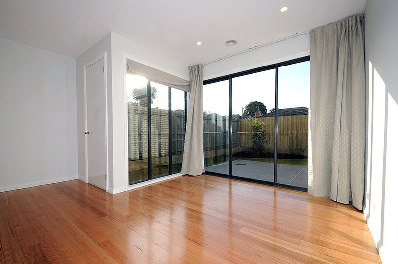 2/6 Fraser Street, Glen&nbsp;Waverley image 3