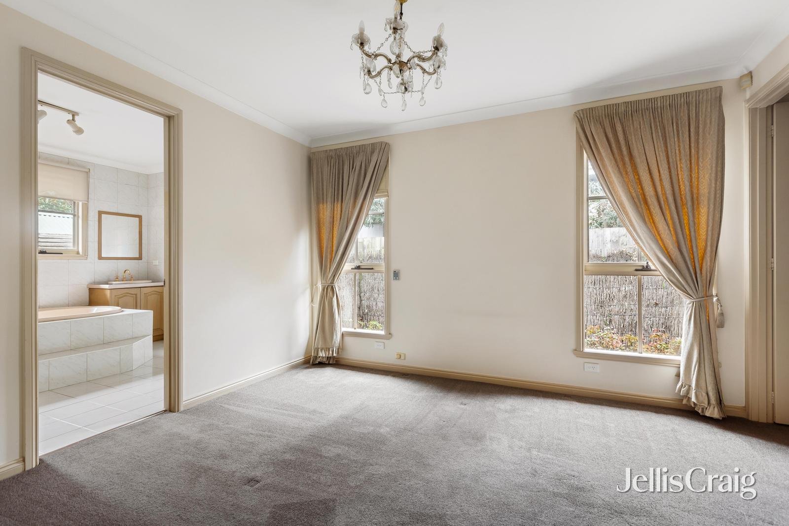 2/6 Gardenvale Road, Caulfield&nbsp;South image 5