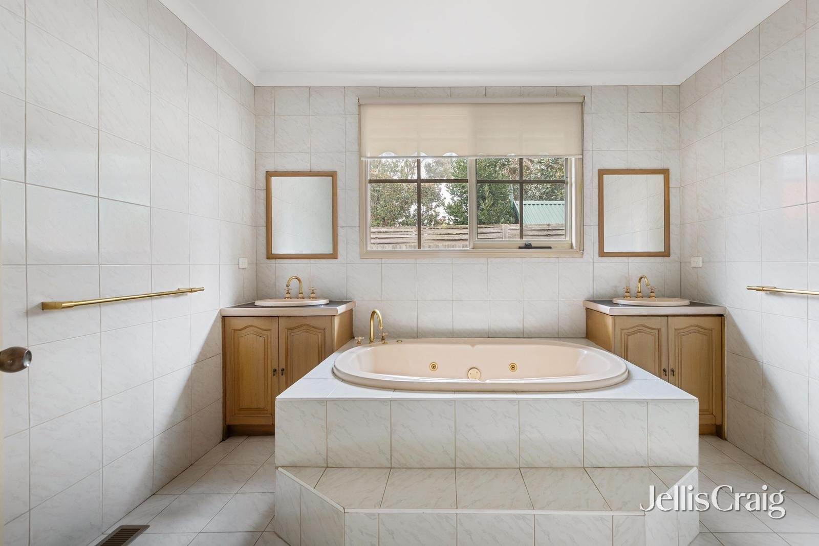 2/6 Gardenvale Road, Caulfield&nbsp;South image 9