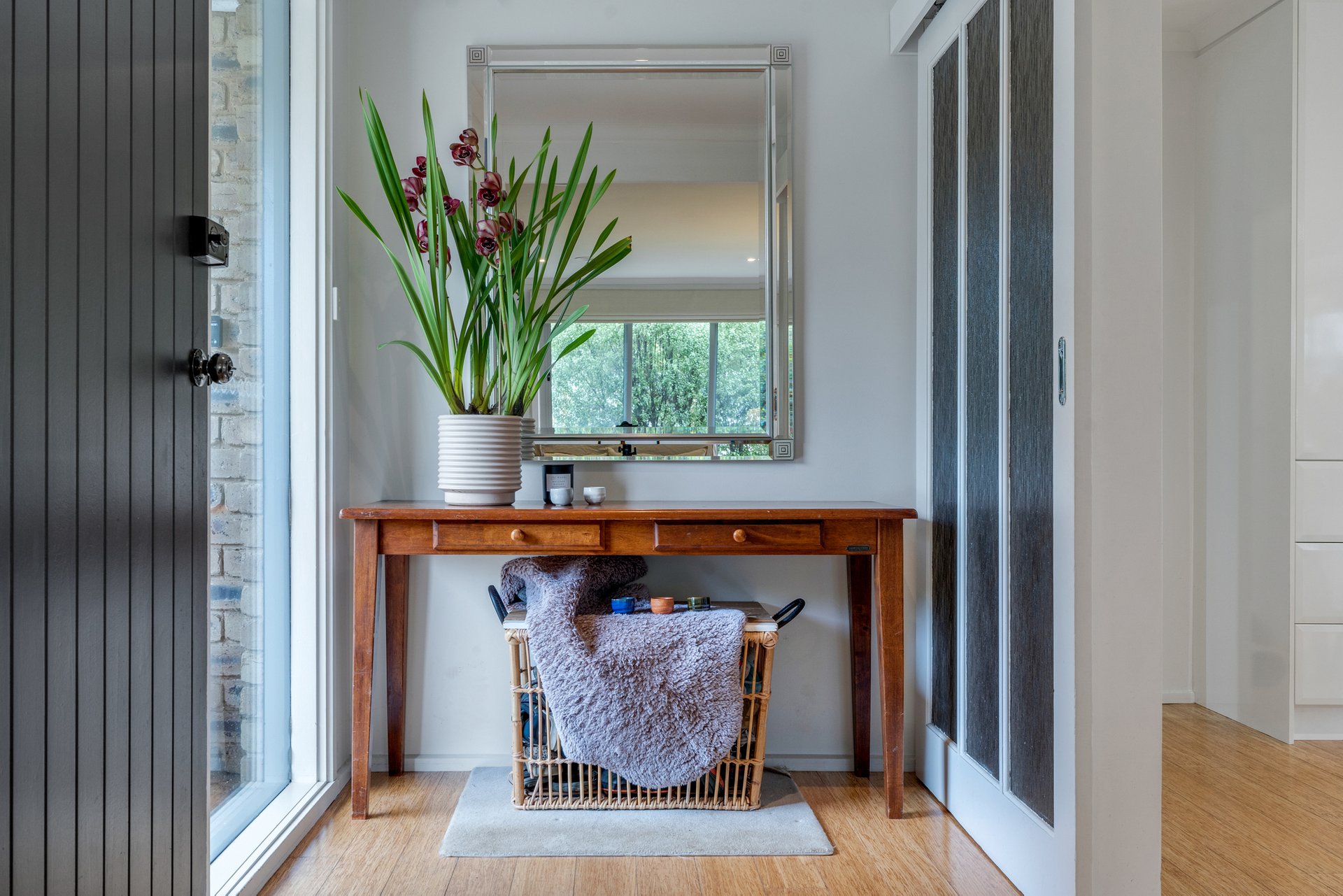 Property Gallery Thumbnail 8
