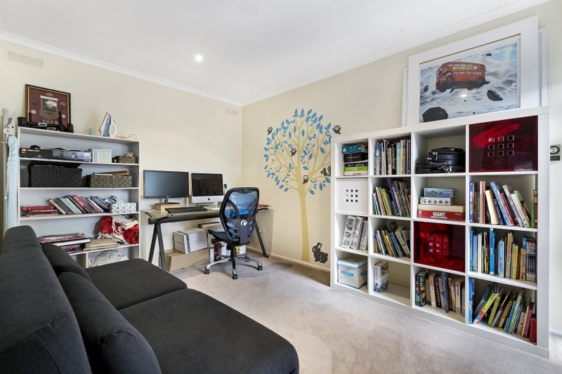 Property Gallery Thumbnail 12