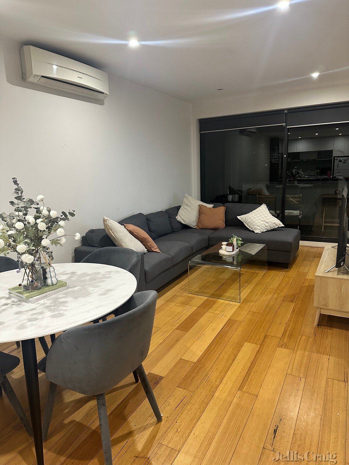 26 Gear Street, Brunswick East image 2
