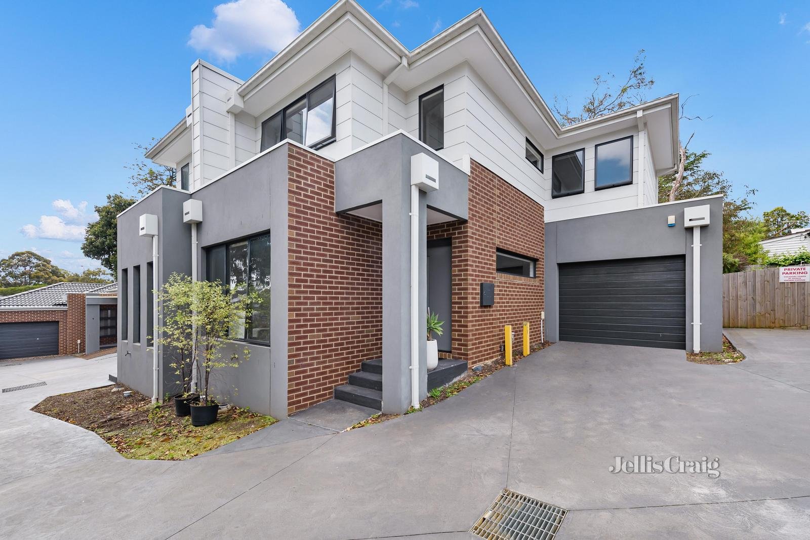 2/6 Gee Court, Nunawading image 1