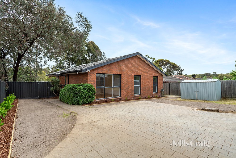 26 Glen Katherine Drive, St Helena image 11