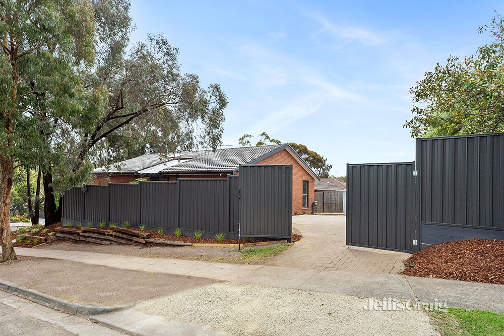 26 Glen Katherine Drive, St Helena image 13