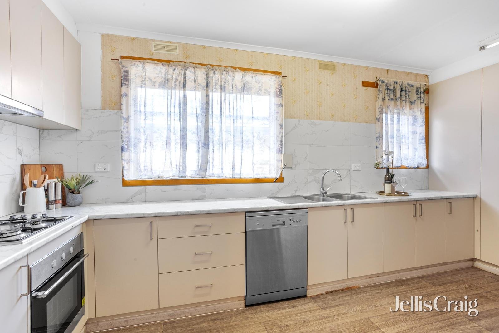 26 Goodwood Drive, Springvale image 6