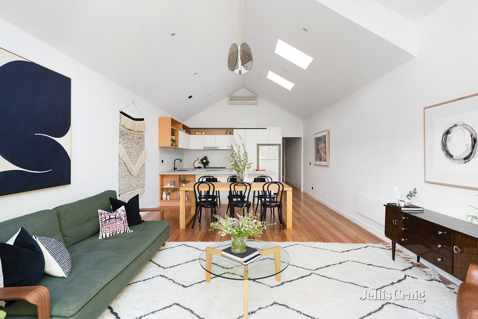 26 Gordon Grove, Northcote image 3