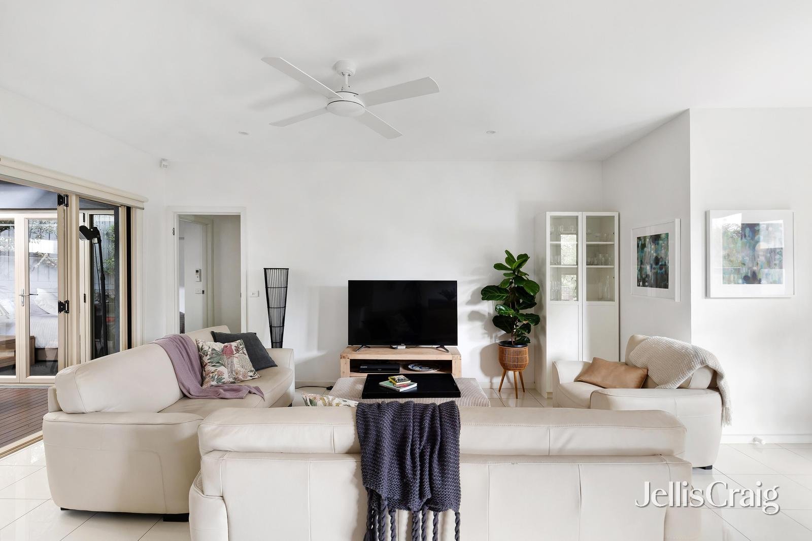 2/6 Graeme Avenue, Montmorency image 5