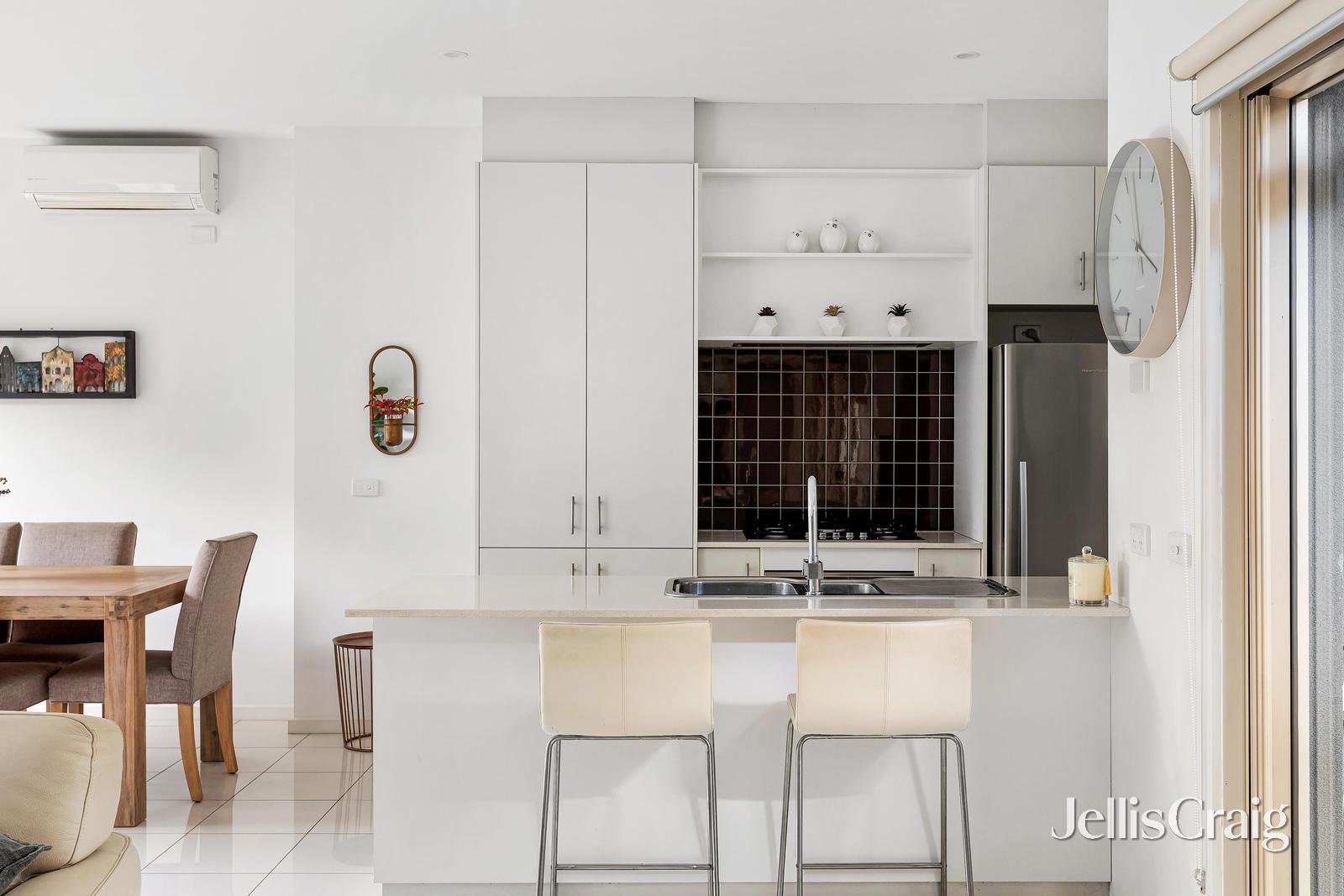2/6 Graeme Avenue, Montmorency image 7
