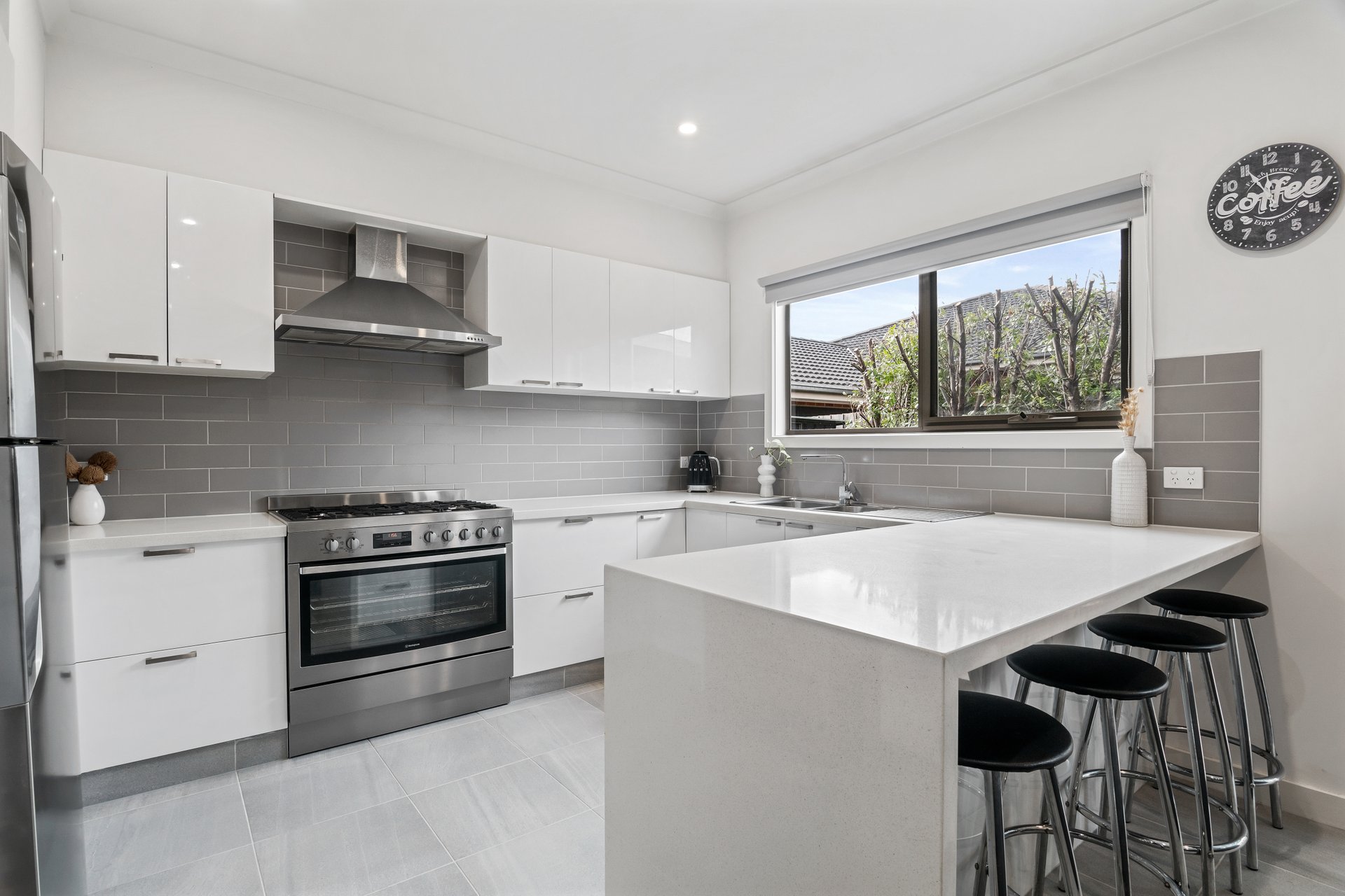 2/6 Graham Avenue, Kilsyth image 3