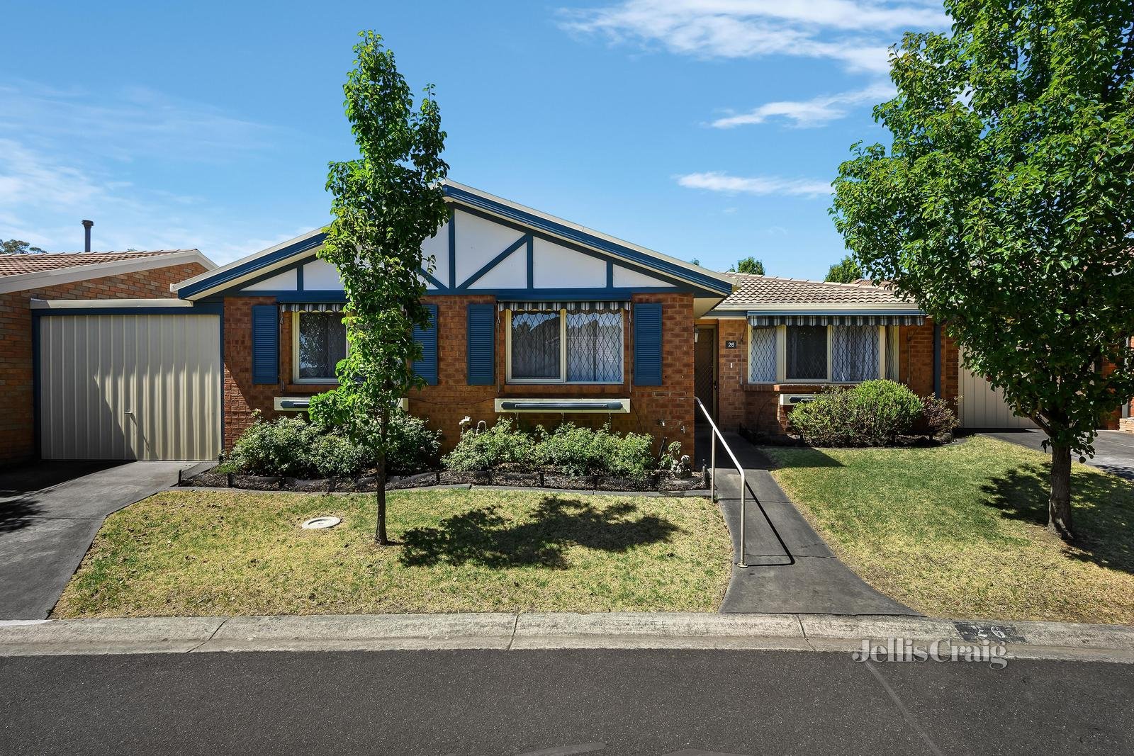 26 Grosvenor Walk, Lilydale image 1