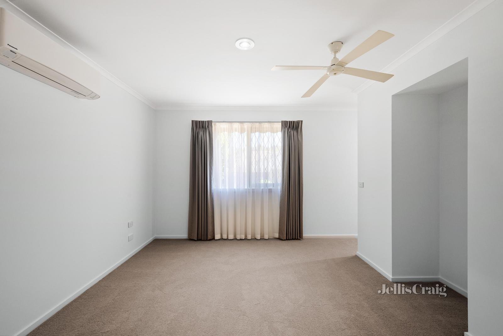 26 Grosvenor Walk, Lilydale image 4