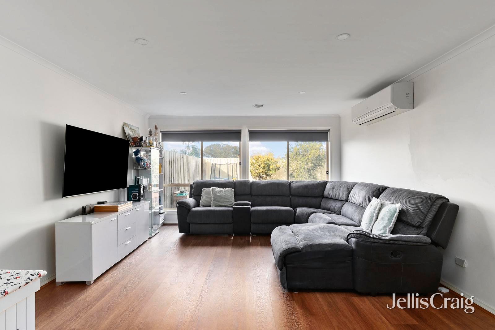 26 Hannah Avenue, Hillside image 2