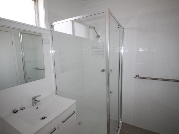 26 Hibiscus Crescent, Newcomb image 8