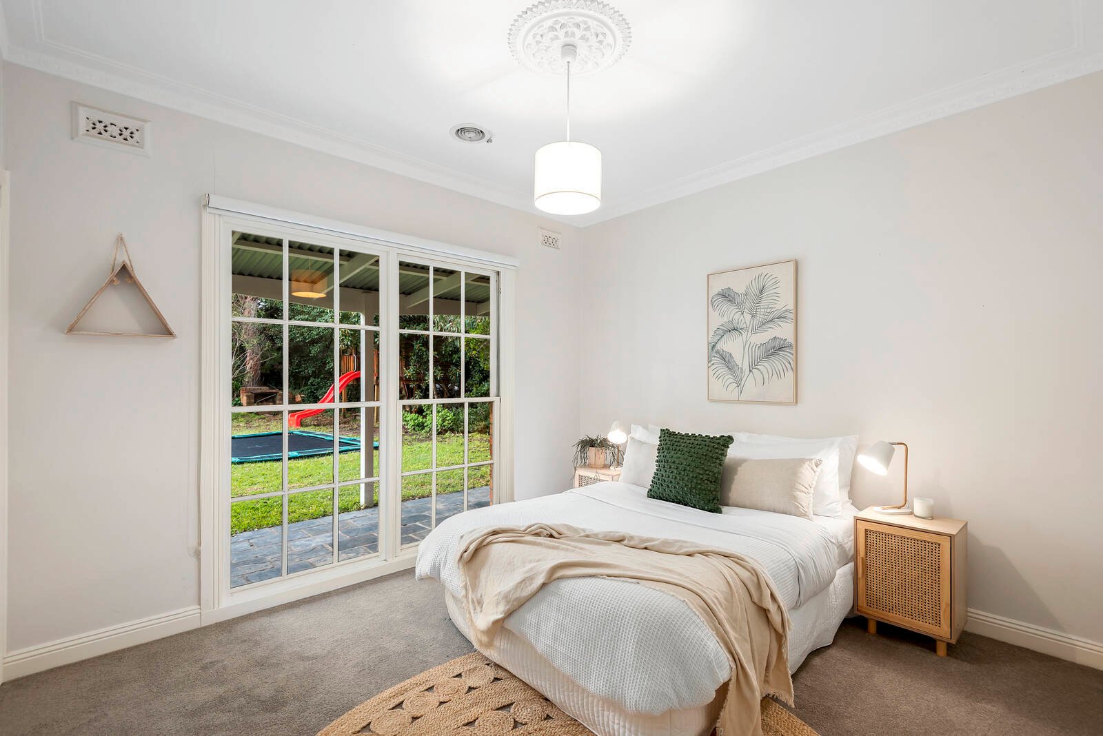 Property Gallery Thumbnail 17