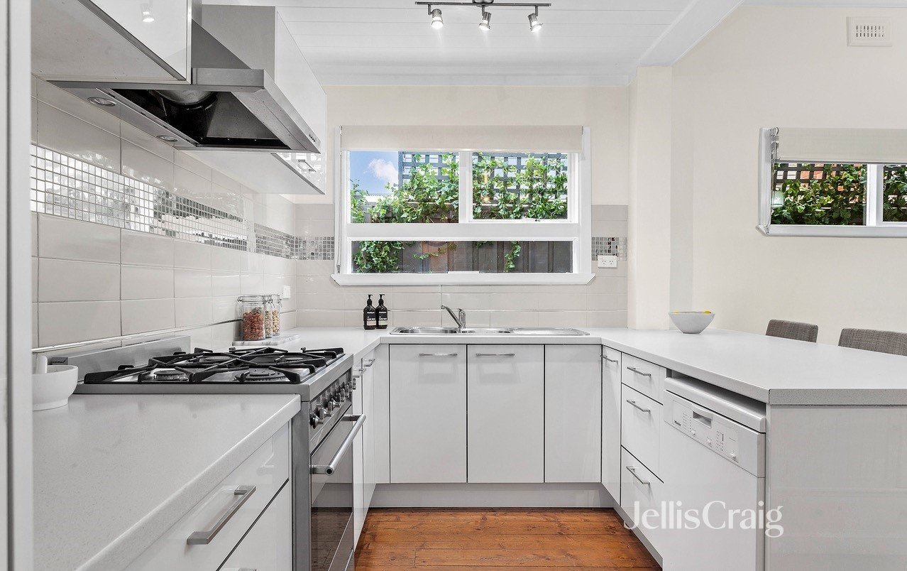 26 Hope Street, West Footscray image 3
