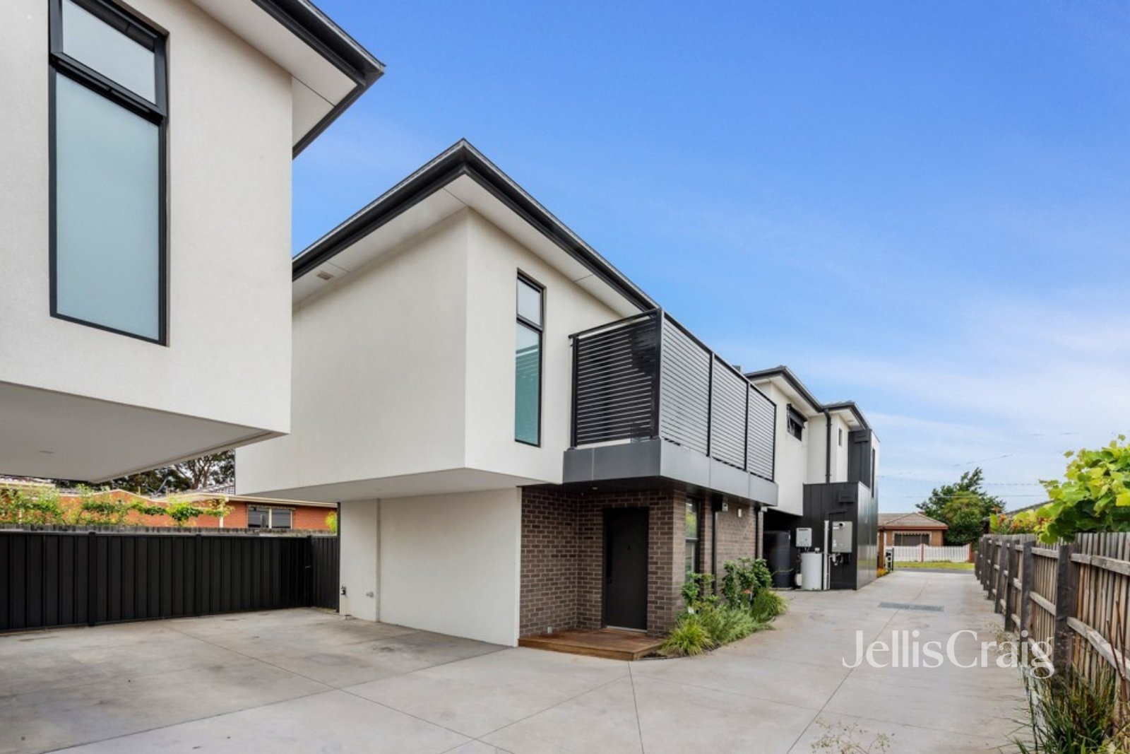 2/6 Josephine Grove, Preston image 1