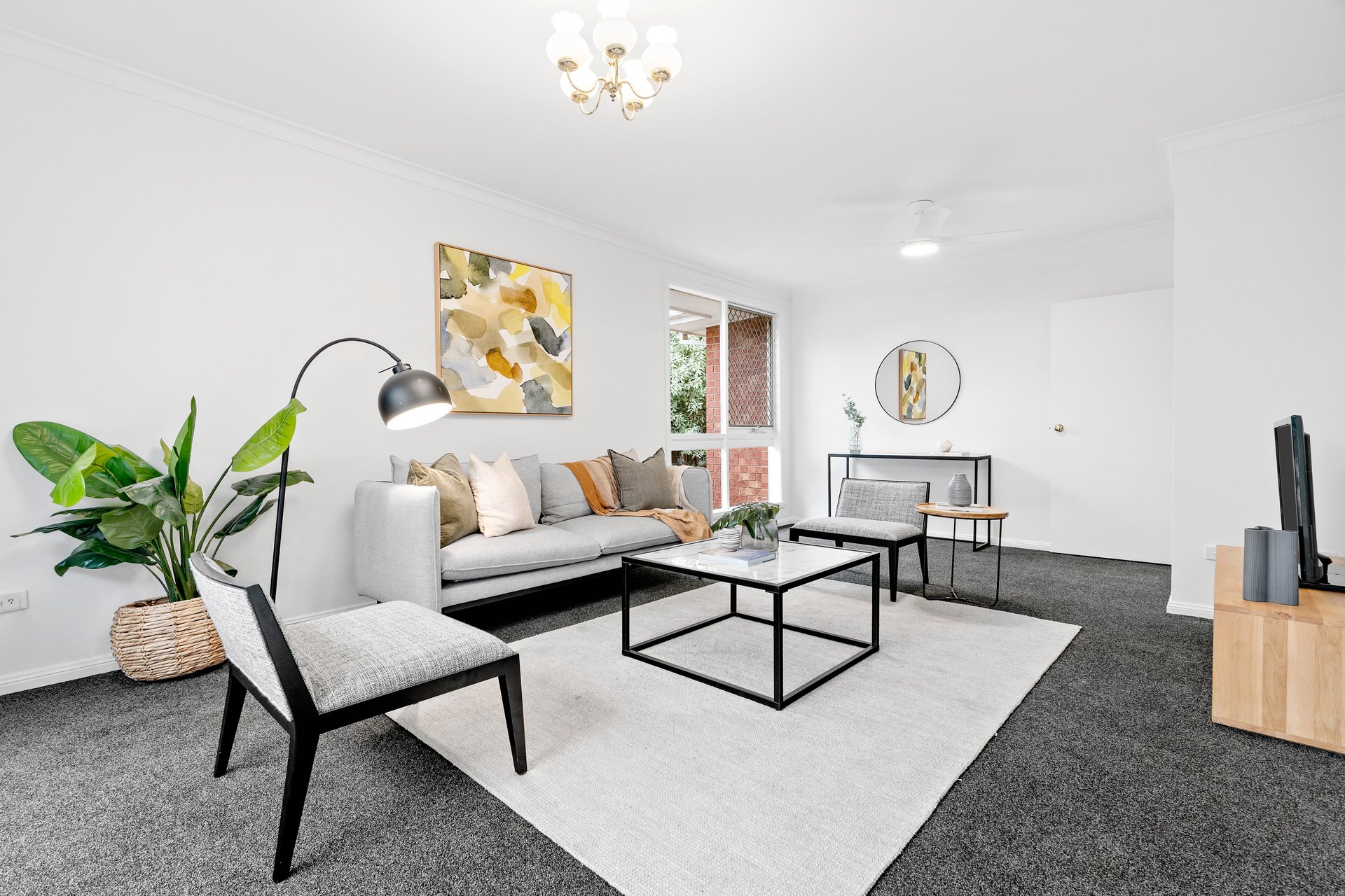 Property Gallery Thumbnail 3