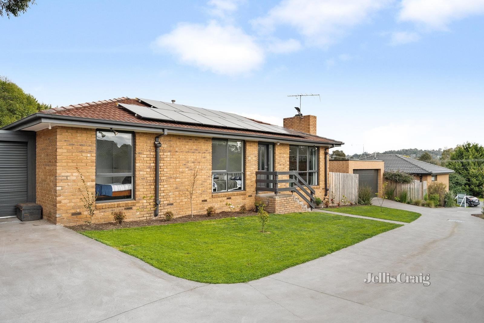 2/6 Kambora Court, Mooroolbark image 10